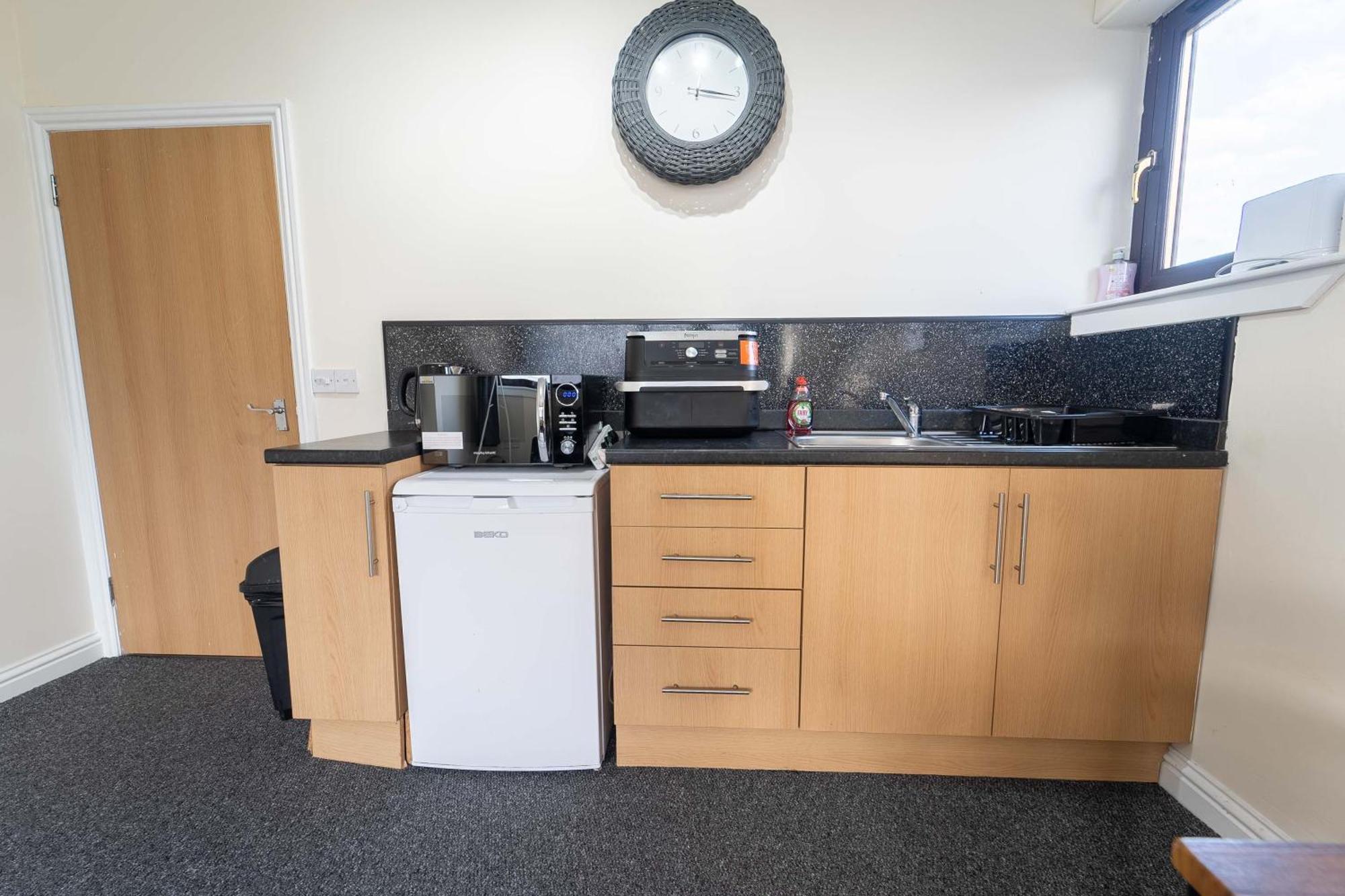 Ben View Apartments Flat A Caol エクステリア 写真