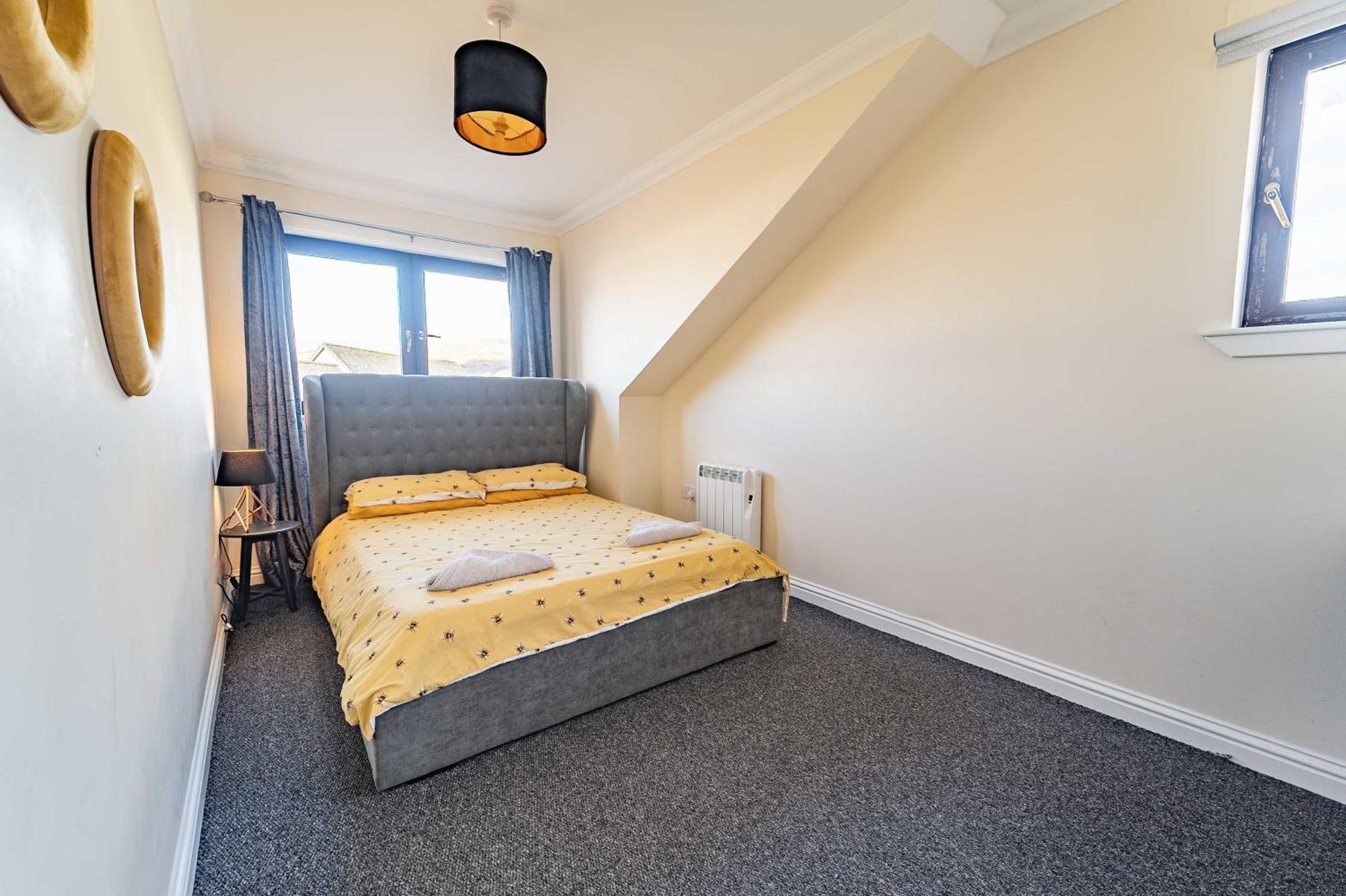 Ben View Apartments Flat A Caol エクステリア 写真
